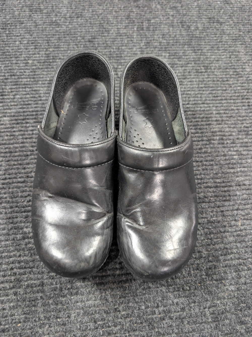 Dansko Professional Black Box Leather Clogs Stapled Comfort Size 38 (US W 7.5-8